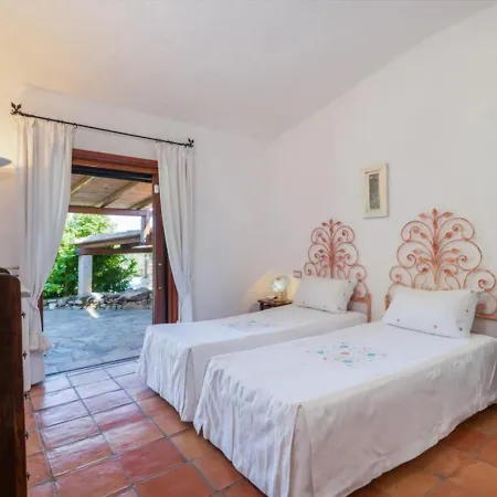 Cala Di Volpe 5br * אביאדורי